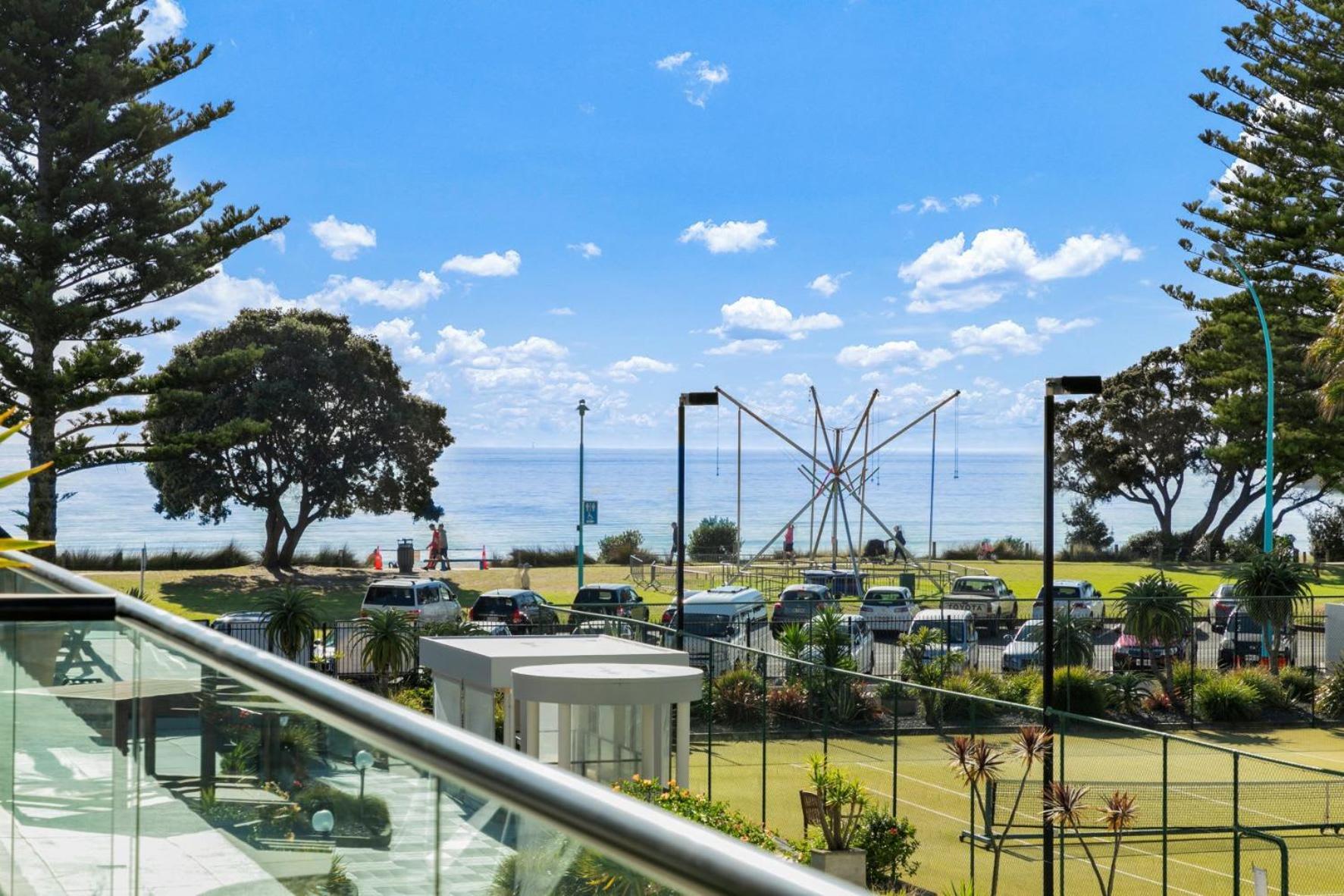 Marvelous Downtown Apartment Moments From Main Beach With Heated Pool, Gym And Parking Маунт-Маунгани Экстерьер фото